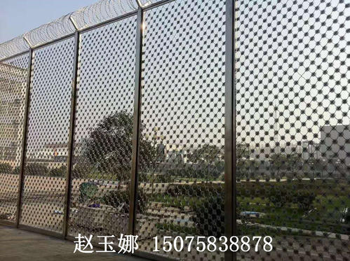 監(jiān)舍樓區(qū)隔離網(wǎng)安裝方式方法