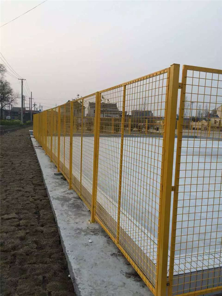 護(hù)欄網(wǎng)簡(jiǎn)便安裝方式